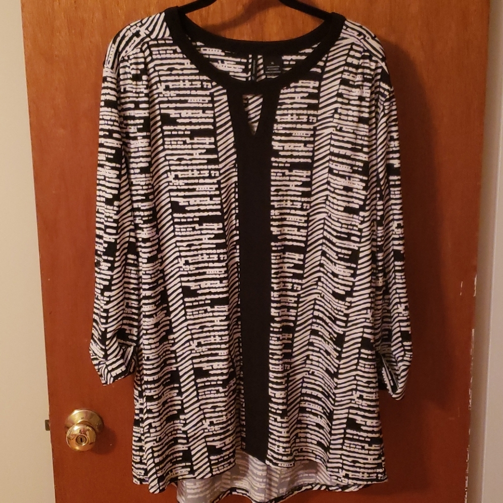 Black & White Comfy Tunic